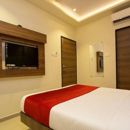 Hotel Grace Inn Bombay Esterno foto