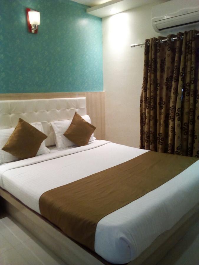 Hotel Grace Inn Bombay Esterno foto