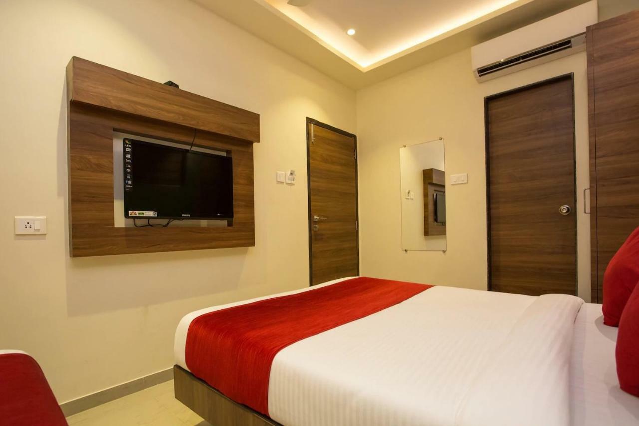 Hotel Grace Inn Bombay Esterno foto