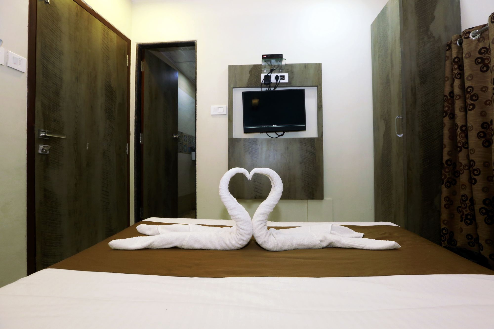 Hotel Grace Inn Bombay Esterno foto