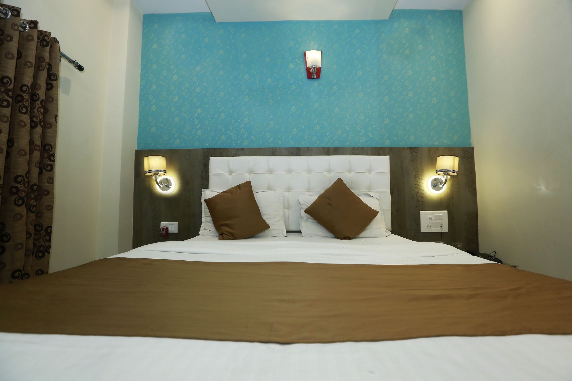 Hotel Grace Inn Bombay Esterno foto